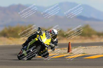 media/Oct-09-2022-SoCal Trackdays (Sun) [[95640aeeb6]]/Turn 15 (150pm)/